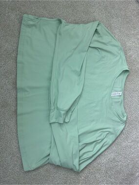 Women’s Lululemon Athletic Long Sleeve Top